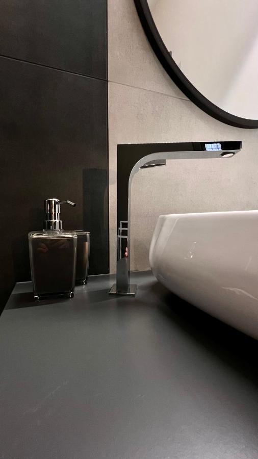 H-85 Suites Level 5/10 コブレンツ エクステリア 写真
