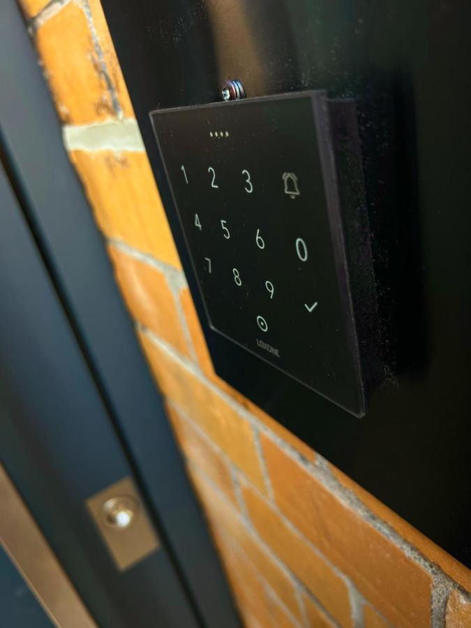 H-85 Suites Level 5/10 コブレンツ エクステリア 写真